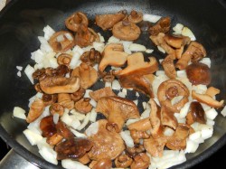 название картинки Фрикасе из курицы с грибами