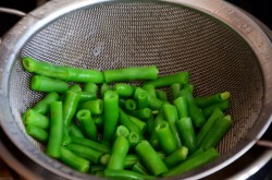 название картинки Фриттата со стручковой фасолью помидорами черри и грибами
