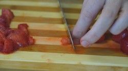 название картинки Фруктово-ягодный салат с йогуртом