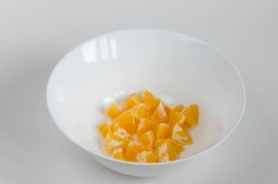 название картинки Фруктовый салат из бананов и яблок