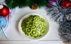 Фруктовый салат Ёлочка - шаг 9