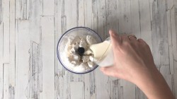 название картинки Фрукты в зефирном креме