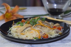 название картинки Фунчоза с грибами