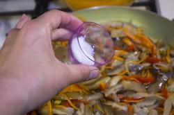 название картинки Фунчоза с грибами