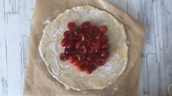 Галета с алычой