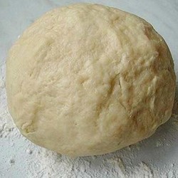 Галета с жареными грибами и луком