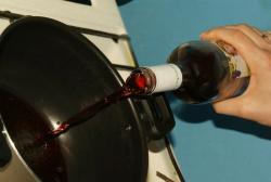 Глинтвейн с корицей, гвоздикой, имбирем и лимонной цедрой