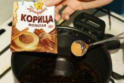 Глинтвейн с корицей, гвоздикой, имбирем и лимонной цедрой