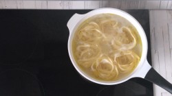 Гнезда с грибами