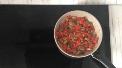 Гнезда с грибами