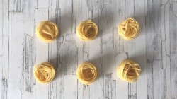 Гнезда с грибами