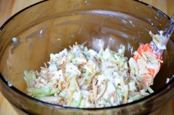 название картинки Гнездо глухаря салат классический с перепелиными яйцами и курицей