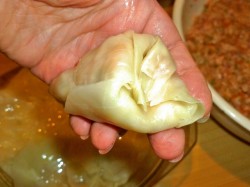 Голубцы с капустой и фаршем в духовке - шаг 18