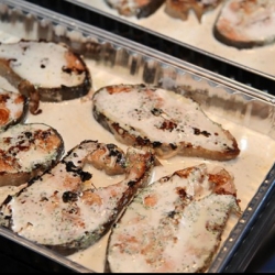 Горбуша в сливках с лимонами в духовке