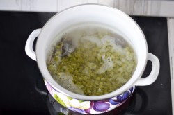 название картинки Гороховая каша на воде