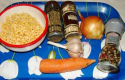 Гороховые котлеты с чесноком - шаг 1