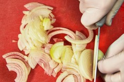 Гороховый крем суп с беконом - шаг 2 Гороховый крем суп с беконом - шаг 2