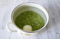 Гороховый суп с копченой колбасой - шаг 3