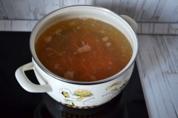 Гороховый суп с копченой колбасой - шаг 8