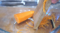 Горячая закуска из баклажан с морковью по-корейски