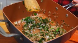 название картинки Горячая закуска с лососем на праздничный стол