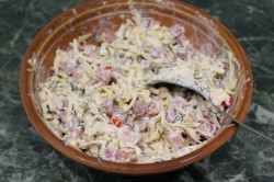 Горячие бутерброды с копченой колбасой