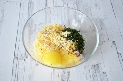 название картинки Горячие бутерброды с крабовыми палочками и сыром