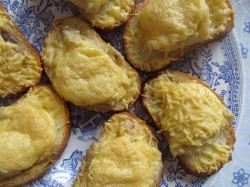 Горячие бутерброды с рыбным филе и сыром - шаг 8 Горячие бутерброды с рыбным филе и сыром - шаг 8