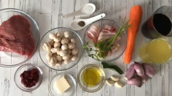 Говядина по-бургундски на Новый год