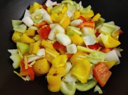 Говядина по-китайски с овощами - шаг 12