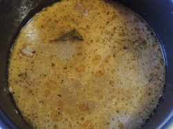 Говядина с черносливом в мультиварке