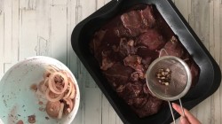 Говядина с грибами в духовке