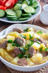 Говядина с картошкой тушеная - шаг 5