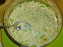 Говядина с яблоками салат