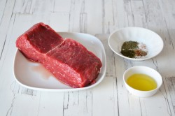 название картинки Мясо со сливочно-грибным соусом