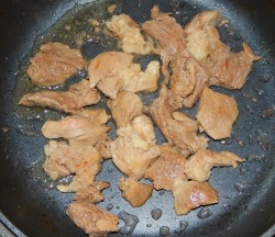 Говядина тушеная с луком - шаг 5 Говядина тушеная с луком - шаг 5