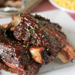 Говяжьи ребрышки в духовке легко