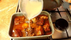 Говяжьи ребрышки томленые в духовке