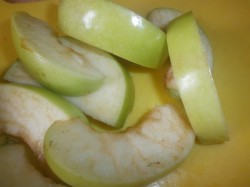 Говяжья печень с яблоками и луком по-берлински - шаг 11