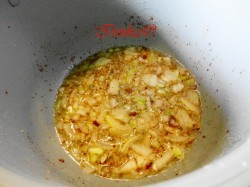 название картинки Гречаники в томатном соусе в мультиварке