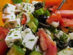 Салат греческий классический с фетаксой