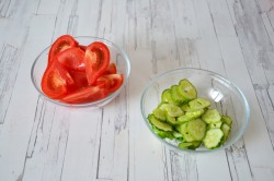 Греческий салат с пекинской капустой