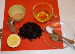 Классический Греческий салат с сухариками и курицей