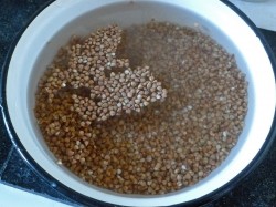 название картинки Гречка с грибами и луком