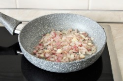 название картинки Гречка с грибами морковью и луком