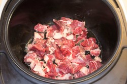 название картинки Гречка с мясом и морковью в мультиварке