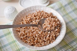 Гречка в мультиварке скороварке - шаг 7 Гречка в мультиварке скороварке - шаг 7