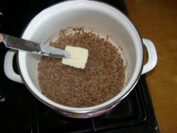 Гречневая каша с молоком «Привет из детства»