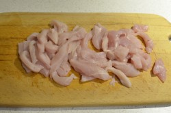 Гречневая лапша с курицей и овощами