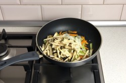 название картинки Гречневая лапша с овощами